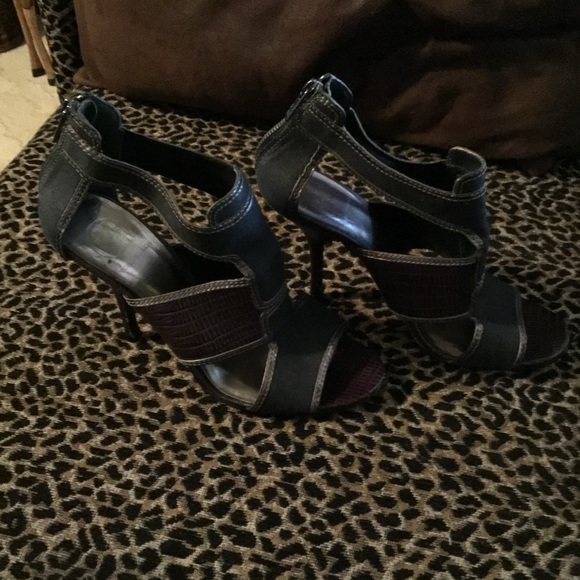 Tory Burch Denim Sandals - Picture 4 of 4